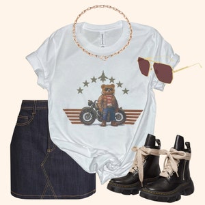 Maverick Graphic T-Shirt ( Vintage Feel )