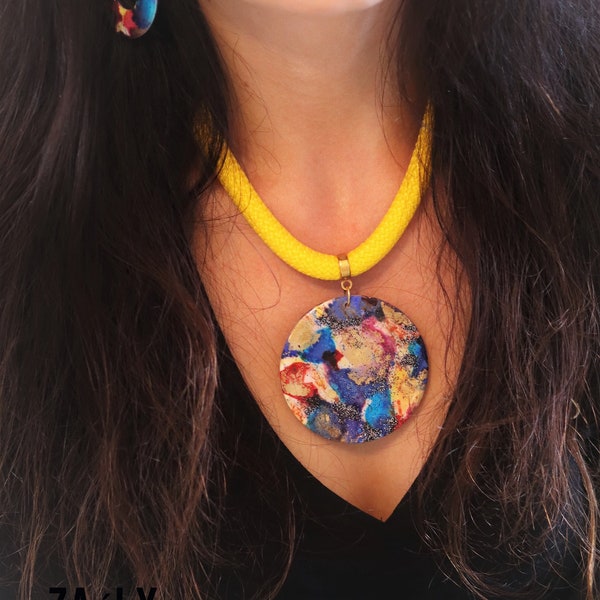 Gros Collier corde JAUNE - Collier MULTICOLORE Argile Polymère - RETRO Pop Art - Cadeau Noel Femme Tendance 2022 - Parure - ethnique - Ooak