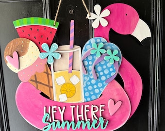 Hey There Summer Flamingo Door Hanger | Summer Door Decor | Tropical Porch Sign | Flamingo Welcome Sign | Bright Summer Wreath Alternative