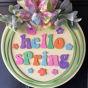 Groovy Hello Spring| Spring Door Hanger