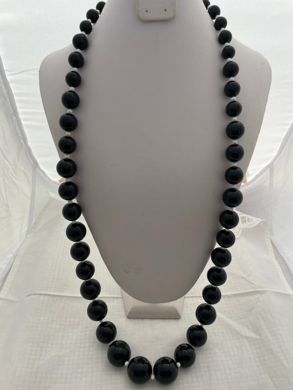 Joan Rivers Chunky Black Bead Accented w/ White B… - image 2