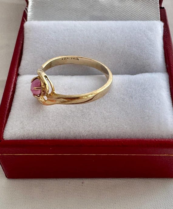 10K Solid Gold Pick Ruby Cabochon Bypass Yellow G… - image 7