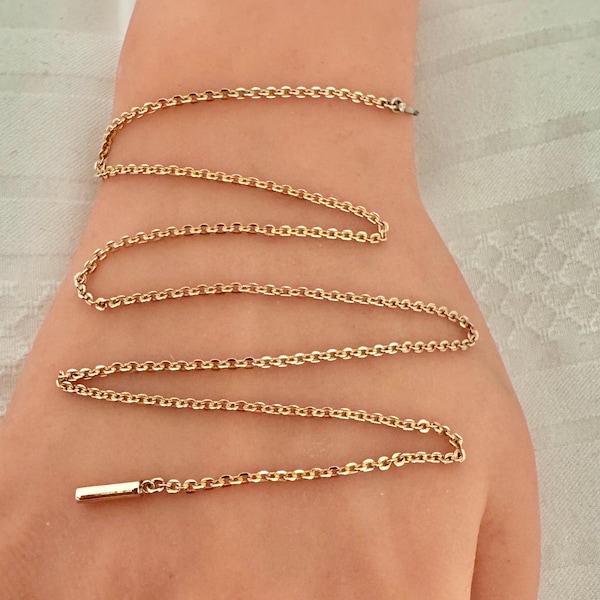 10K Solid Gold Rolo / Boucher Chain 2.27 Grams Yellow Gold Hallmark 10K  Length 16 1/2” x 1.3mm Width  Chain Vintage Patina