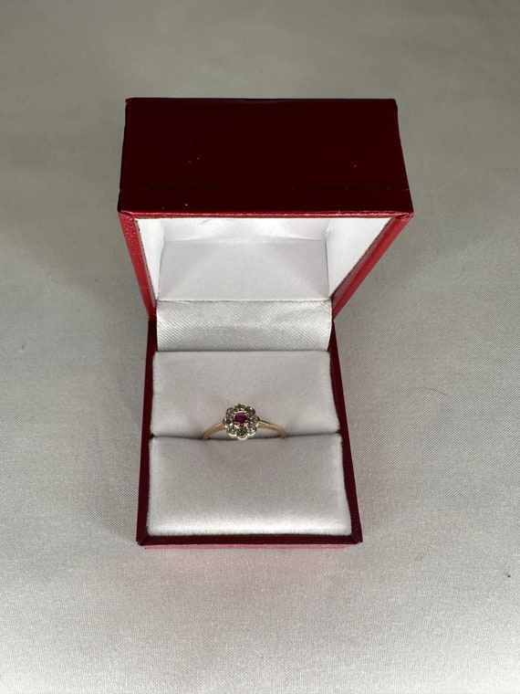 14K Gold Ruby 8 Genuine Diamonds Border Gemstone Ruby… - Gem