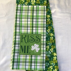 Kitchen Towel Scarf - Kiss Me