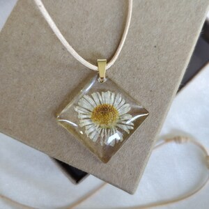 Daisy Square Pressed Flower Resin Pendant Handmade Cord Necklace
