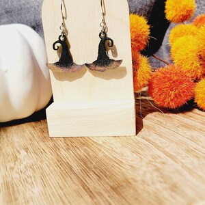 Witches hat earring, spooky season jewelry, Halloween teacher earring