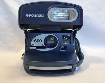 Film Tested Blue Polaroid 600 - Good Condition. Working Great! Please read the item details #3346