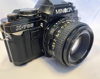 Film Tested Vintage Mid 80's Minolta X-700 35mm SLR Camera w/ MD 50mm 1:1.7 Lens.  Very Good Condition!  #3475
