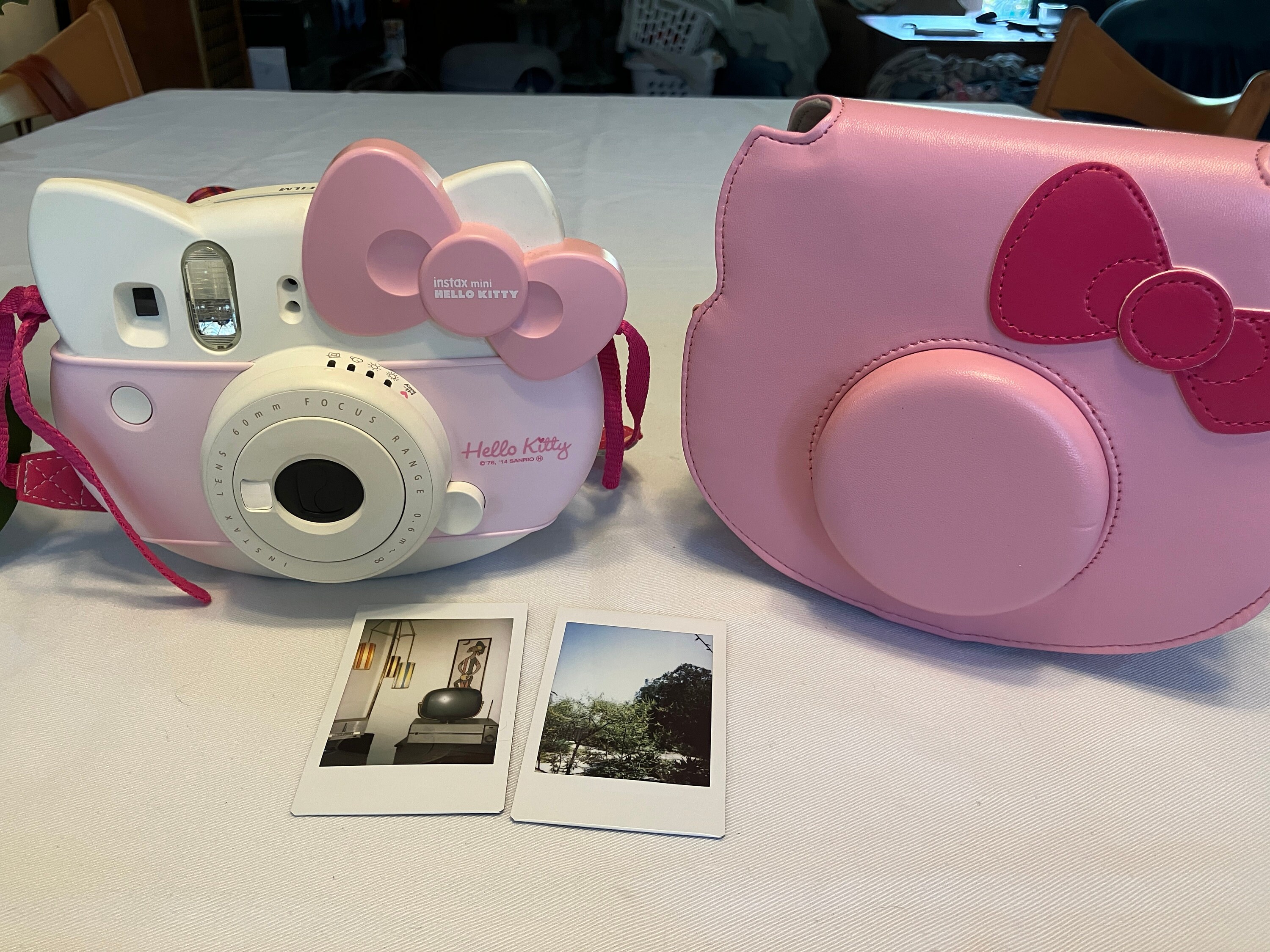 Film Tested Hello Kitty Instax Instant Camera with NEW Matching Carrying  Case Cleaned, Tested and Working Missing Battery Cover #2348