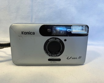 Film Tested 1993 Konica U-Mini Sub Compact Date Point and Shoot 35mm Camera W/ Carrying Case.  Good Condition! #3389