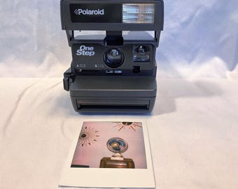 Film Tested Mid 1990's Polaroid 600 One Step. Good Condition! Working! #4185