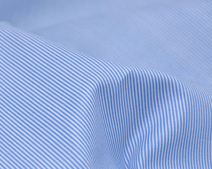 Cotton printed fabric with narrow stripes in blue and white by Makower - 110 cm wide - smooth fabric with stripes