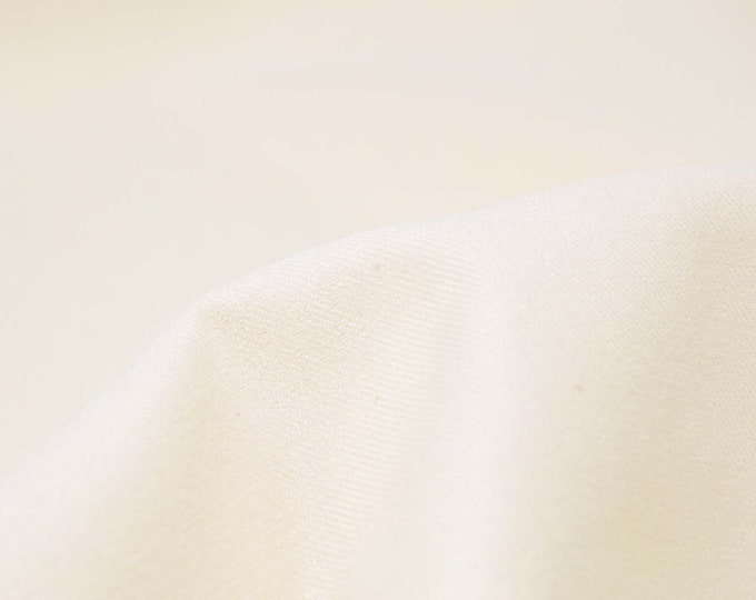 Hosenstoff aus Baumwolle, uni cremeweiß, Alberthe Bruna Felicia von Fibre Mood 29 - 140cm breit - Stoff matt, UNI