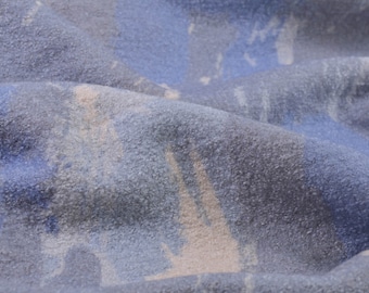 Mantelstoff Kochwolle blau gemustert von Fibre Mood - 140cm breit - Stoff leicht glänzend Camouflage