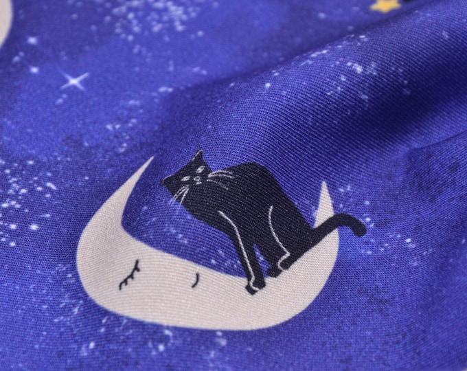 Blusenstoff aus Viskose mit Katzen, Mond, Sternen von Katia - 145cm breit - Stoff leicht glänzend Punkte