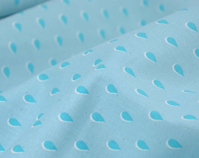 Cotton fabric with drops, light blue, turquoise, white - 110 cm wide - smooth, patterned fabric