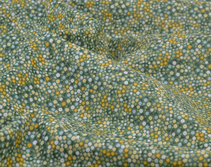 Cotton fabric, patchwork fabric from Makower UK, Autumn, green flowers - 110 cm wide - matte, patterned fabric
