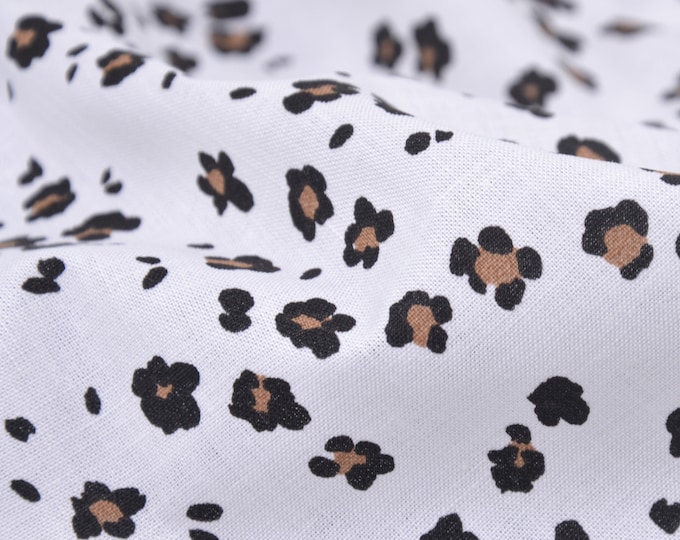 Baumwollstoff in weiß mit kleinem, Leo-Print in schwarz, beige - 150cm breit - Stoff matt Leo