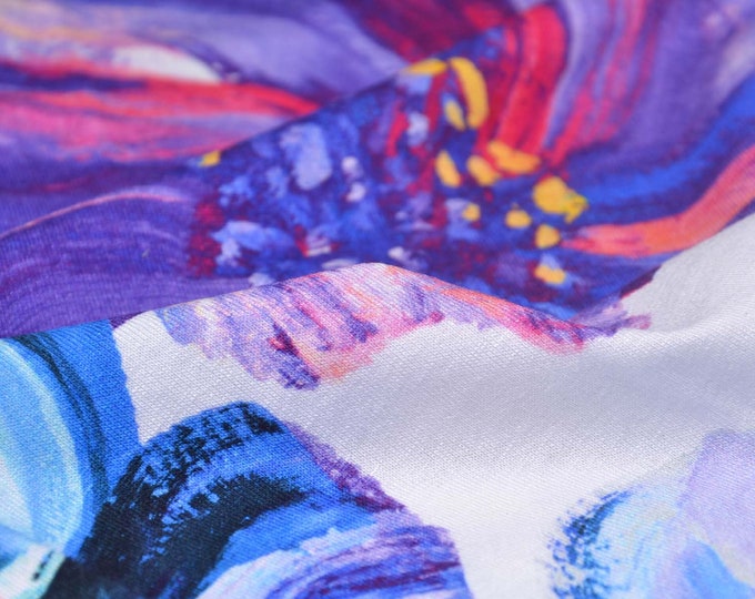 Jerseystoff aus Viskose mit großen Blumen in blau, lila, grün - 150cm breit - Stoff glatt, gemustert