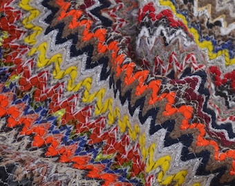 Designer fabric, patterned zigzag, designer fabric, wool, red - 130 cm wide - patterned fabric, stripes