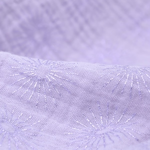 Muslin made of cotton in lilac with hot foil shiny purple - 130 cm wide - fabric crashed patterned