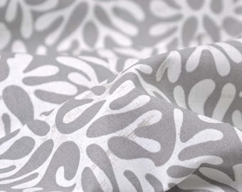 Tela de algodón con vides, gris claro, blanco, tela patchwork - 155 cm de ancho - tela lisa, estampada