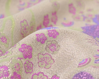 Designer Stoff aus Italien in gold-beige mit Glitzer lila und Blumen - 145cm breit - Stoff glatt gemustert