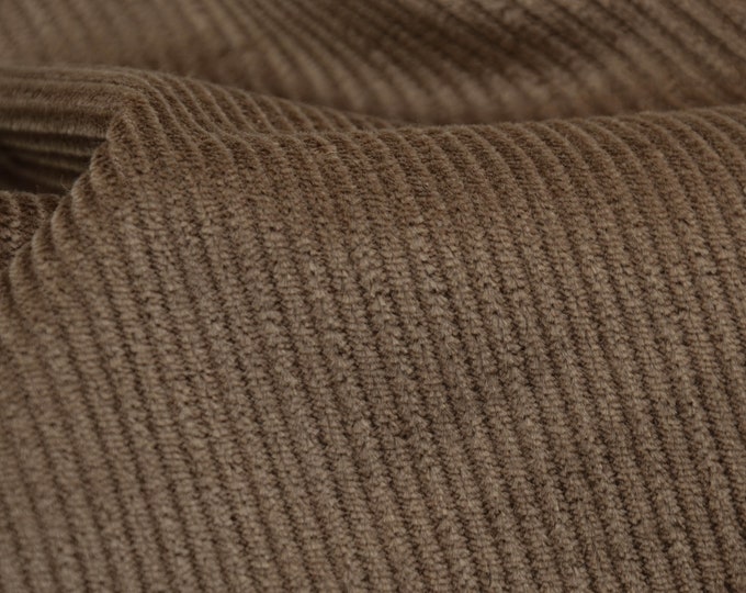 Kord aus Baumwolle in braun mit Elastan - 145cm breit - Stoff leicht glänzend UNI