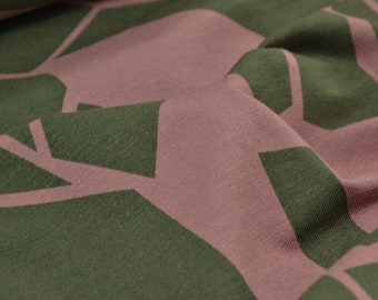 Malha de viscose Ecovero da Mind the Maker em tons de rosa antigo e verde - 160 cm de largura - tecido liso com padrões geométricos.