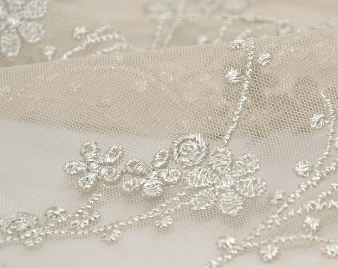 Lace fabric for wedding dresses with 3D flowers in pale olive green - 115 cm wide - patterned fabric