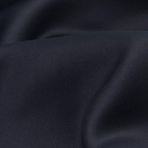 Tejido opaco en color negro liso para cortinas y visillos - 140 cm de ancho - tejido liso UNI