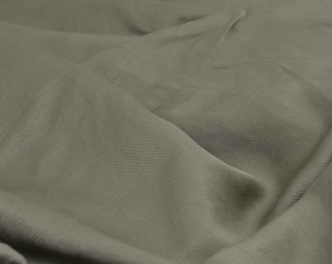Blouse fabric woven from Tencel and linen, solid green - 145 cm wide - smooth fabric, solid color