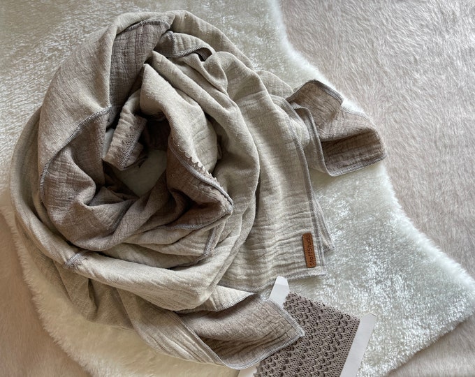 Extra großes Musselintuch, mit Spitzenborte, Handmade, beige