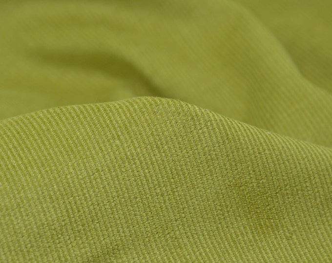 Kordstoff Babycord aus Baumwolle, grün von Westfalenstoffe - 145cm breit - Stoff matt UNI