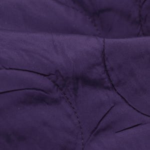 Tejido acolchado repelente al agua de Mind the Maker en color violeta - 140 cm de ancho - tejido liso UNI