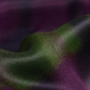 Designer fabric viscose satin by Tessuto Alta Moda - 135 cm wide - shiny check fabric