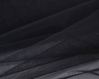 Tüll in schwarz, feinmaschig, transparent für Schleier und Röcke - 140cm breit - Stoff halb transparent UNI