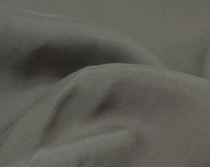 Blouse fabric woven from Tencel, solid green - 145 cm wide - smooth fabric, solid color