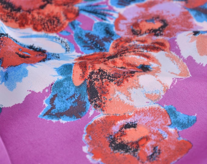 Blouse fabric with large floral satin - 150 cm wide - patterned fabric