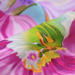 Linen fabric from Italy with flowers, pink, purple - 150 cm wide - smooth patterned fabric