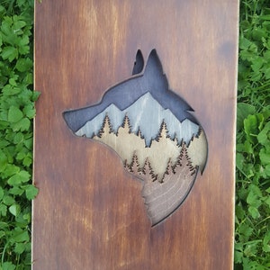 Décoration murale 3D en bois avec loup : enseigne Mountain Shadowbox