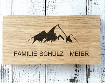 Haustürschild Holz Namensschild, Familientürschild Holz, personalisiert mit Wunschname oder Text - BERGE Wanddekor