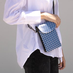 Blue star phone bag, blue phone shoulder bag, star print phone bag, phone case, phone bag. Blue STAR PHONE BAG