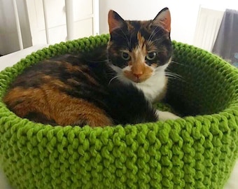 The Cat Cosy - Hand Knitted Cat Bed