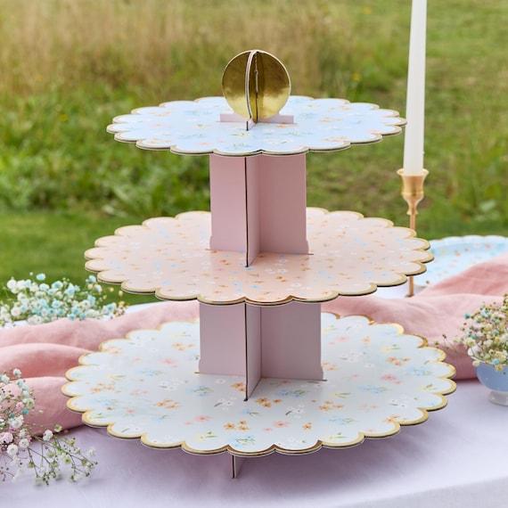 花柄3段ケーキスタンド　イギリス製 花柄3段ケーキスタンド - Etsy 日本