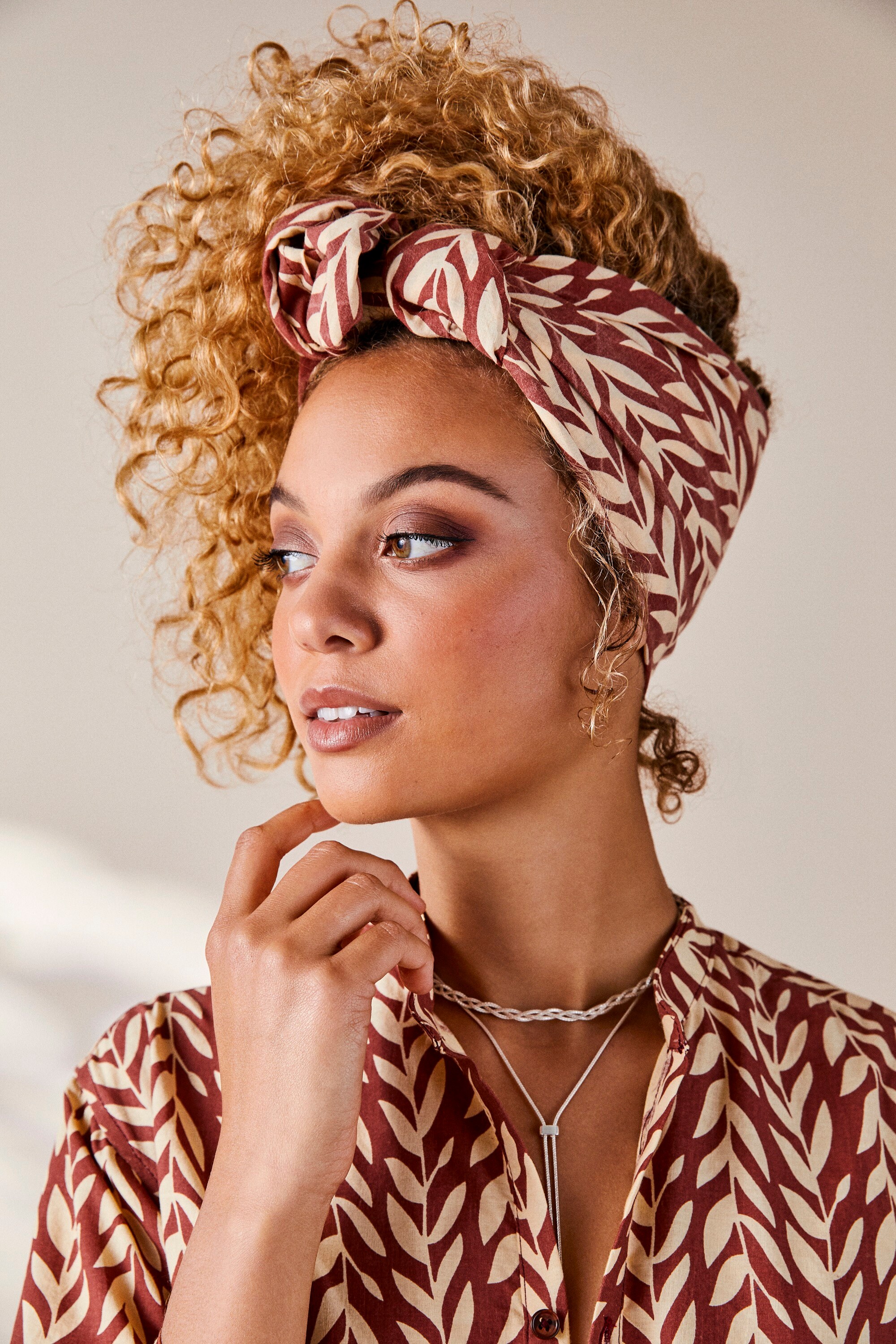 House of Harlow 1960 Collab, Head Scarf, Wrap, Yellow Floral or Red C…