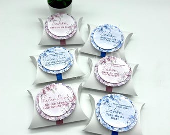 Gastgeschenk-Kissenschachtel "Pastell-Blütenkranz - Schrift 1" (Kommunion/ Konfirmation/ Taufe/ Hochzeit)