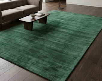 Luxurious Handloom Tip Sheared Viscose Area Rug in Solid Emerald Green Vintage Inspired Carpet for Living Room Bedroom Modern Home Decor