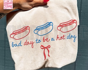 Plik do haftu: Zły dzień na bycie hot dogiem, Zabawna kokietka z kokieterią na 4 lipca, Patriotyczny plik z sarkastycznym hot dogiem